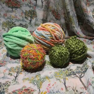 Crochet Knitting Yarn Supplies Random Lot Greens And Multi Color Thick Yarn
